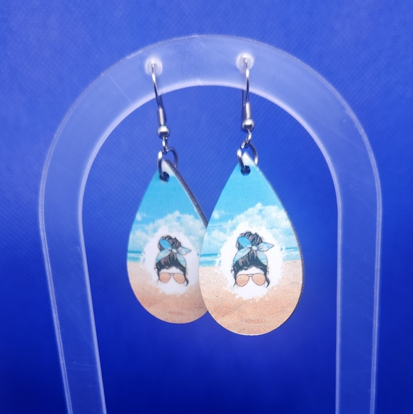 BEACH BUN EARRINGS.  HANDMADE - Picture 2 of 2